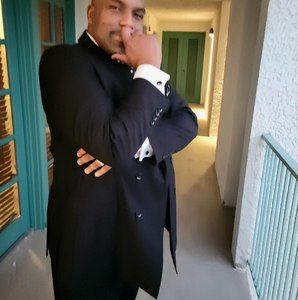 Meet your Posher, Sylvester